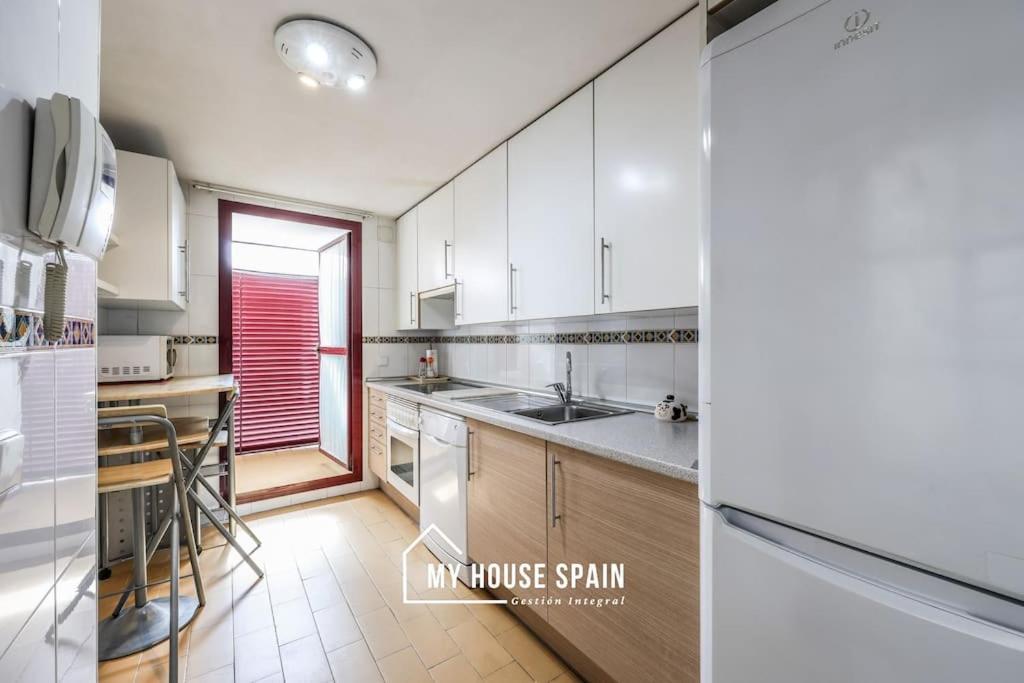 Myhousespain - Apartamento Con Parking Caja Magica Madrid Eksteriør bilde