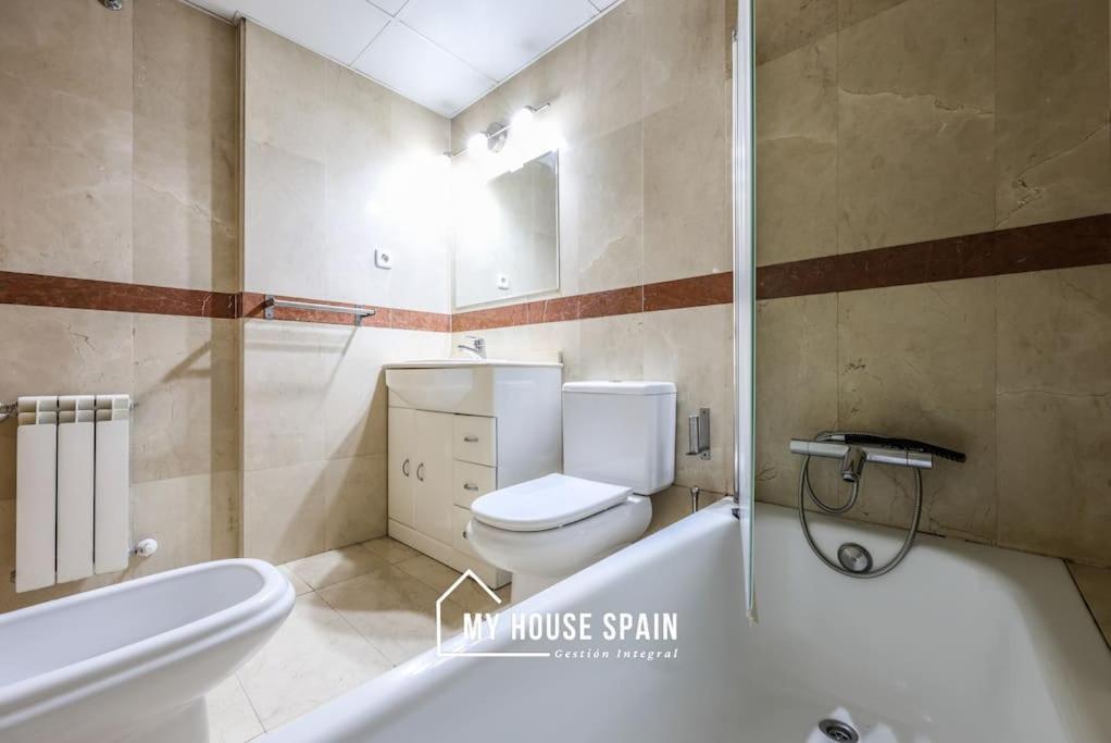 Myhousespain - Apartamento Con Parking Caja Magica Madrid Eksteriør bilde